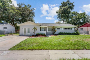 Quiet Location Duplex House - Minutes Away from Everything - Winter Park, Florida